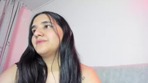 Snapshot of venus_naughty_1 chatting on 10/07/25, 12:52 Sofi online show from 10/07/25, 12:52