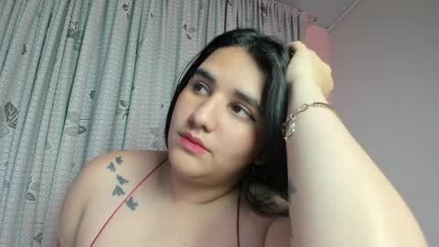Snapshot of venus_naughty_1 chatting on 05/21/26, 02:40 Sofi online show from 05/21/26, 02:40