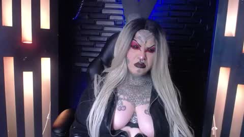 Venus Ink online show from 05/04/26, 03:19