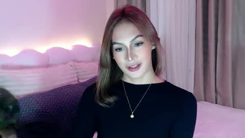 Snapshot of venus_sunrise07xx chatting on 03/22/26, 07:17 Venus Sunrise Bombshell online show from 03/22/26, 07:17