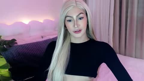 Venus Sunrise Bombshell online show from 04/28/26, 10:48