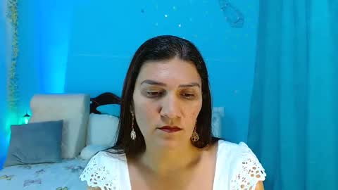 Snapshot of venus_swet chatting on 02/09/25, 02:38 Catalina online show from 02/09/25, 02:38