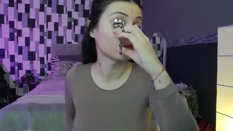 Snapshot of venusinylons chatting on 12/14/25, 01:05 venusinylons online show from 12/14/25, 01:05