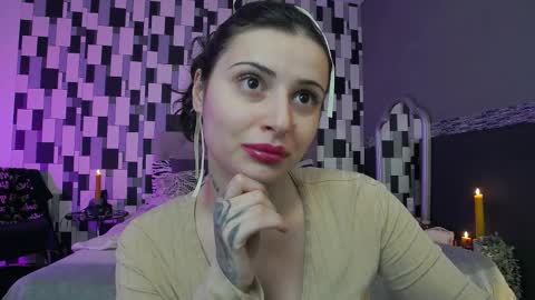 Snapshot of venusinylons chatting on 12/21/25, 01:07 venusinylons online show from 12/21/25, 01:07