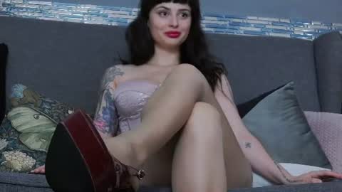 Snapshot of venusinylons chatting on 06/30/26, 06:20 venusinylons online show from 06/30/26, 06:20