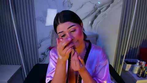Venusowen  online show from 04/24/26, 02:08