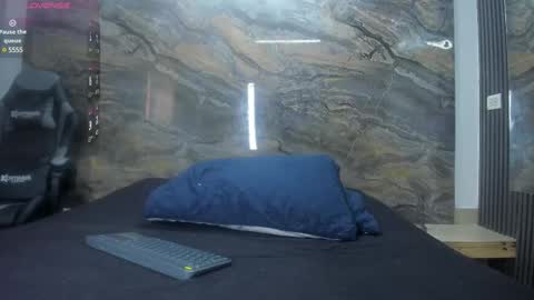 venuss09 online show from 02/22/25, 08:53