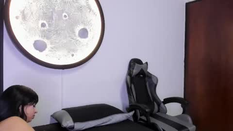 venuss09 online show from 10/07/25, 09:01