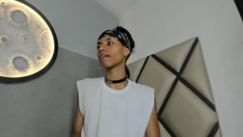 venuss_03 online show from 05/06/26, 03:35