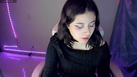 Snapshot of venussx_x chatting on 12/11/24, 12:44   Venus  MY BDAY 29 SEPT online show from 12/11/24, 12:44