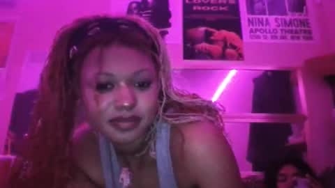 Snapshot of venusthestar chatting on 03/09/26, 05:11 Venus the Star online show from 03/09/26, 05:11