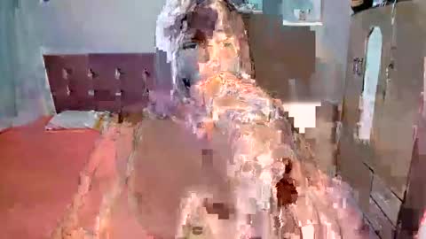 venus online show from 01/05/25, 09:03