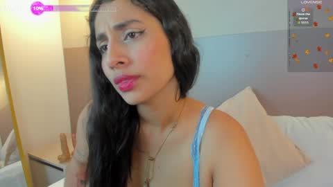 Snapshot of venuz_lee chatting on 03/31/26, 01:33 Nice to greet you my name is Vanessa online show from 03/31/26, 01:33