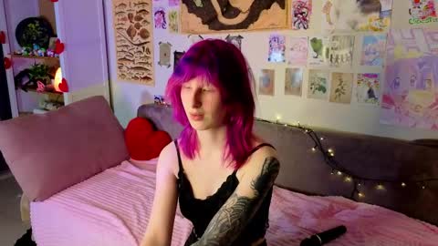 Erica online show from 04/28/26, 02:27