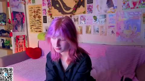 Erica online show from 05/09/26, 08:14