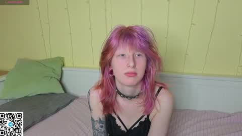 Erica online show from 05/10/26, 08:03