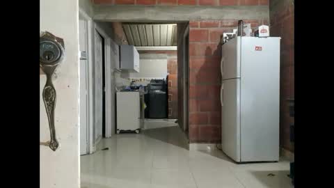 Snapshot of ver_gonblack chatting on 10/21/25, 01:17 ver_gonblack online show from 10/21/25, 01:17