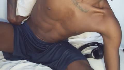 Snapshot of vera_bliss21 chatting on 12/04/25, 06:44 vera_bliss21 online show from 12/04/25, 06:44