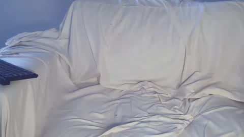 Snapshot of vera_bliss21 chatting on 12/19/25, 08:43 vera_bliss21 online show from 12/19/25, 08:43