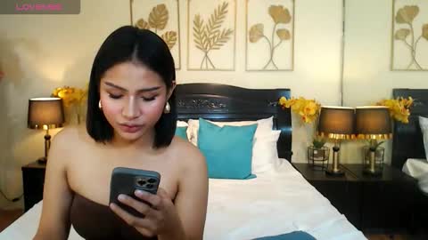 Snapshot of vera_krasovaxxx chatting on 01/08/26, 06:37 your1andonlySAVY online show from 01/08/26, 06:37