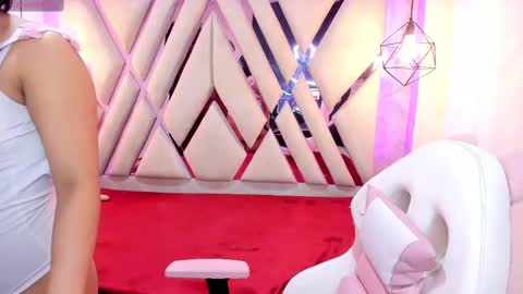 Domelipa  online show from 12/01/24, 10:43