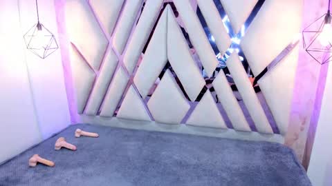 Domelipa  online show from 12/03/24, 06:38