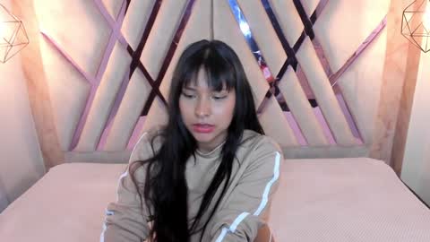 Domelipa  online show from 01/10/25, 05:56