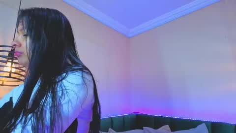 Domelipa  online show from 05/22/26, 10:54