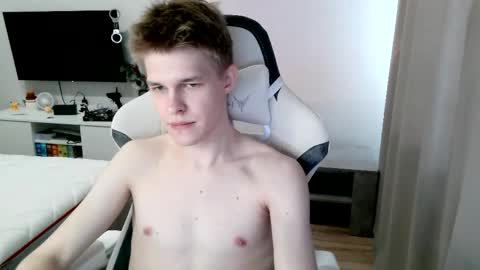 Snapshot of veritas_in_vine chatting on 04/05/26, 12:57 Veritas online show from 04/05/26, 12:57