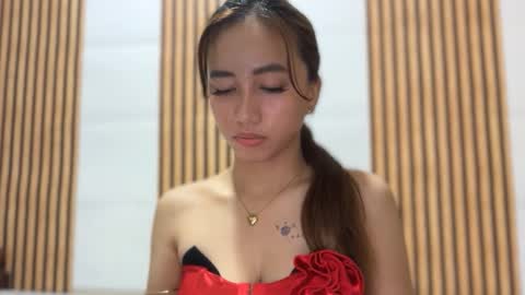 Snapshot of vernellcristobal chatting on 03/25/26, 05:46 vernellcristobal online show from 03/25/26, 05:46