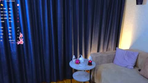 Snapshot of vernitashinsky chatting on 09/29/25, 01:11 Olivia online show from 09/29/25, 01:11