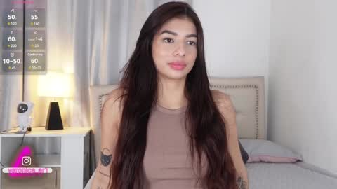 Snapshot of vero_cam chatting on 01/08/25, 12:49 vero_cam online show from 01/08/25, 12:49