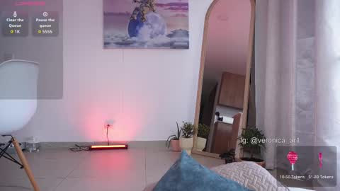 Snapshot of vero_cam chatting on 09/10/25, 10:32 vero_cam online show from 09/10/25, 10:32