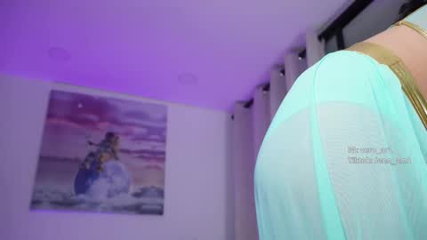 Snapshot of vero_cam chatting on 11/02/25, 02:58 vero_cam online show from 11/02/25, 02:58