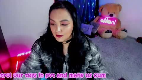 Snapshot of vero_jhonson chatting on 09/27/25, 05:34 karolina online show from 09/27/25, 05:34