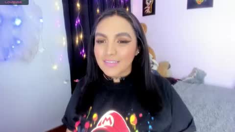Snapshot of vero_jhonson chatting on 07/03/26, 01:56 karolina online show from 07/03/26, 01:56