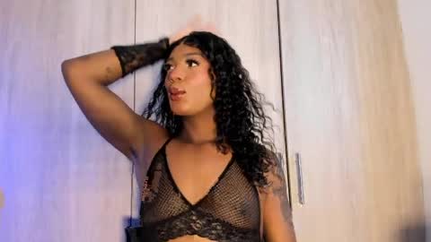 veronica lodge online show from 05/07/26, 12:16