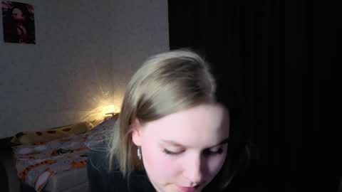 Snapshot of verocat chatting on 04/24/26, 08:00 Veronica online show from 04/24/26, 08:00