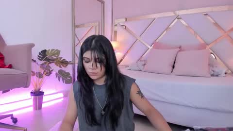 Vero online show from 09/17/25, 05:47