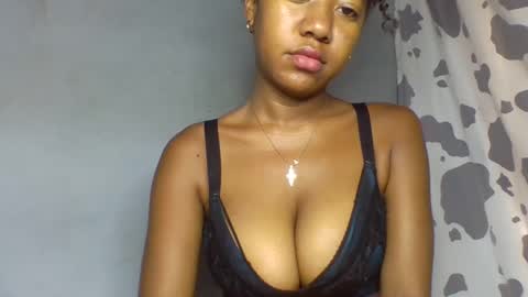 Snapshot of verolla31 chatting on 02/27/25, 08:39 verolla31 online show from 02/27/25, 08:39