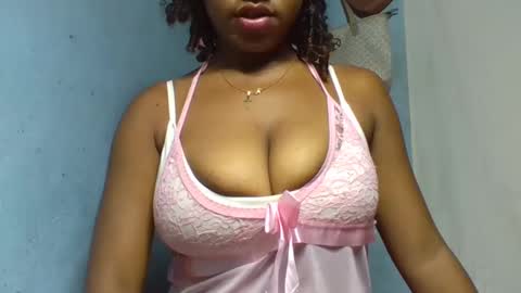 Snapshot of verolla31 chatting on 03/09/25, 02:32 verolla31 online show from 03/09/25, 02:32