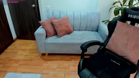 Catalina online show from 02/05/25, 03:52