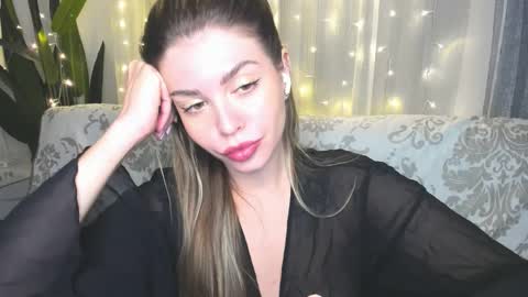 Snapshot of veronarolls chatting on 02/26/26, 07:13 Lolitalolz online show from 02/26/26, 07:13