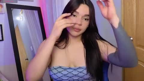 veronica_118 online show from 06/19/26, 04:50