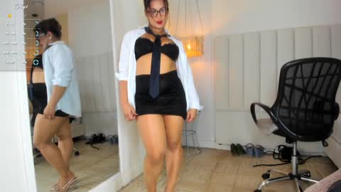 Snapshot of veronica_b07 chatting on 01/16/25, 03:02 Veronica3 online show from 01/16/25, 03:02