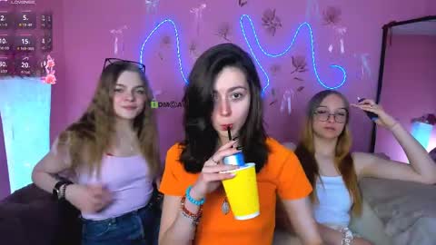 Ronni online show from 05/15/26, 07:21
