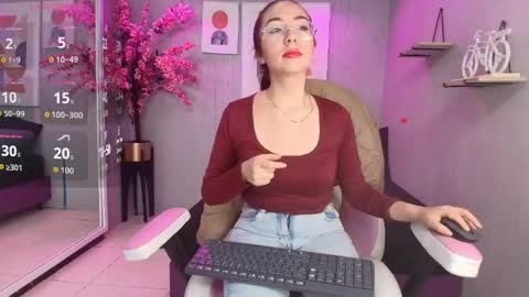 veronica online show from 05/26/26, 07:43