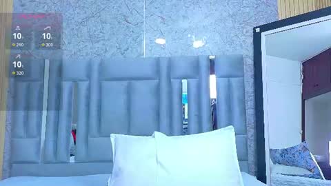Veronica online show from 06/25/26, 12:42