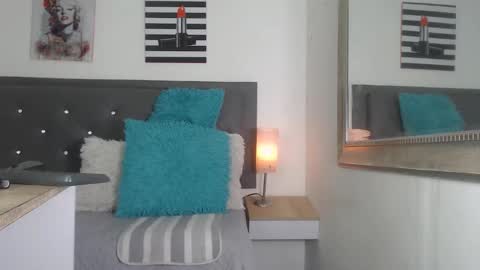 Snapshot of veronica_santanaa chatting on 03/28/26, 07:46 Veronica online show from 03/28/26, 07:46