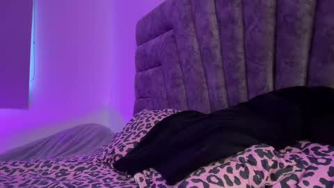 Miss Veronica dussan  Tw Veronicasm     IG Ashveronica  online show from 02/08/25, 11:44